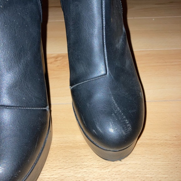H&M black booties. - Picture 4 of 5